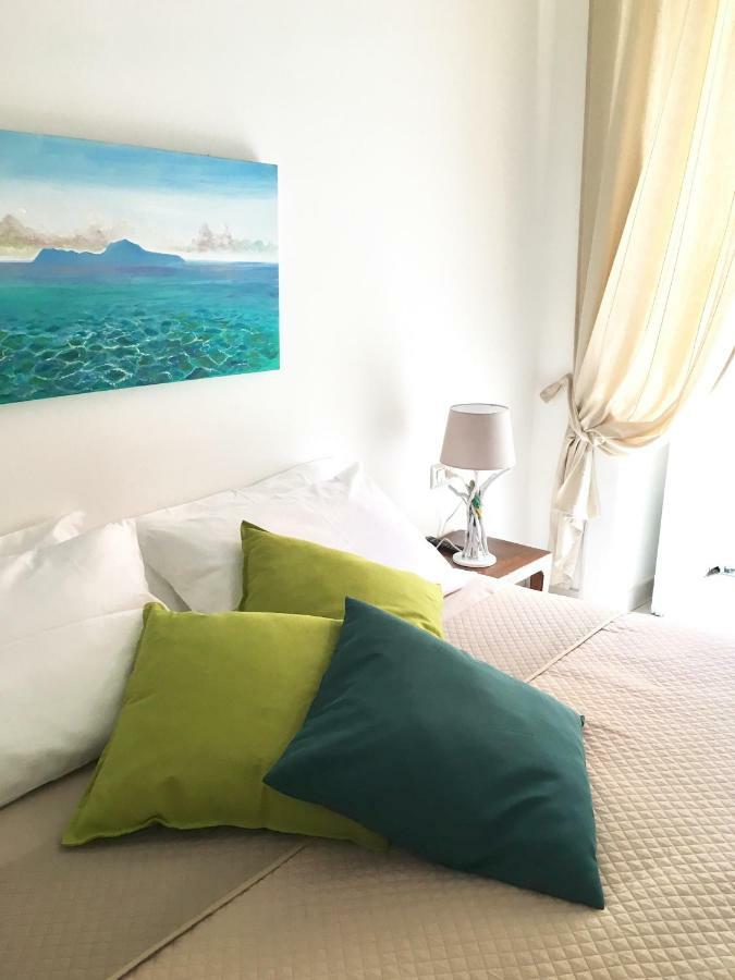 B&B Arte E Musei เนเปิลส์ ภายนอก รูปภาพ